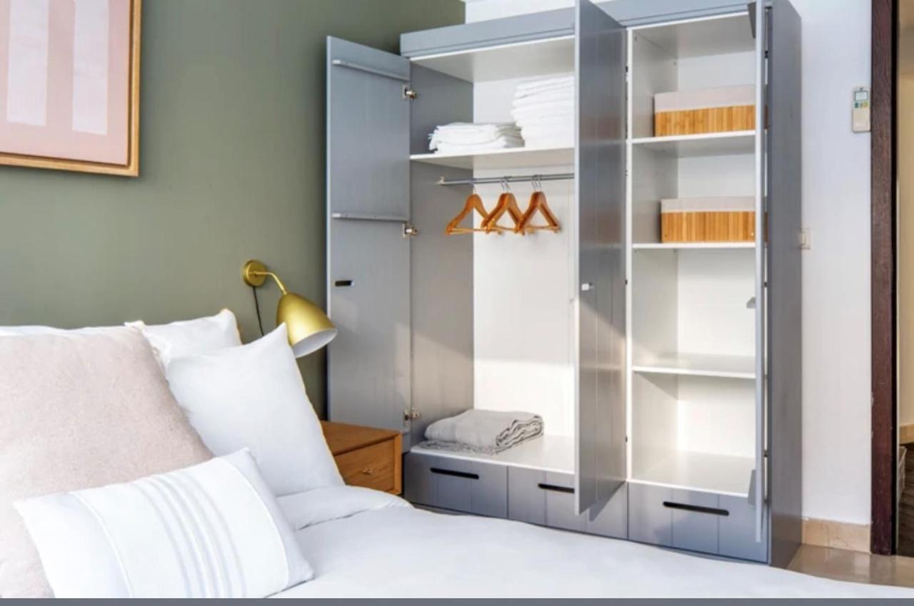 Bright 1Bedroom Apartment Centrally Located With Most Beautiful Views From Seine At 10 Minutes Walking From Beaugrenelle Shopping Mall And Eiffel Tower Paris Exterior foto